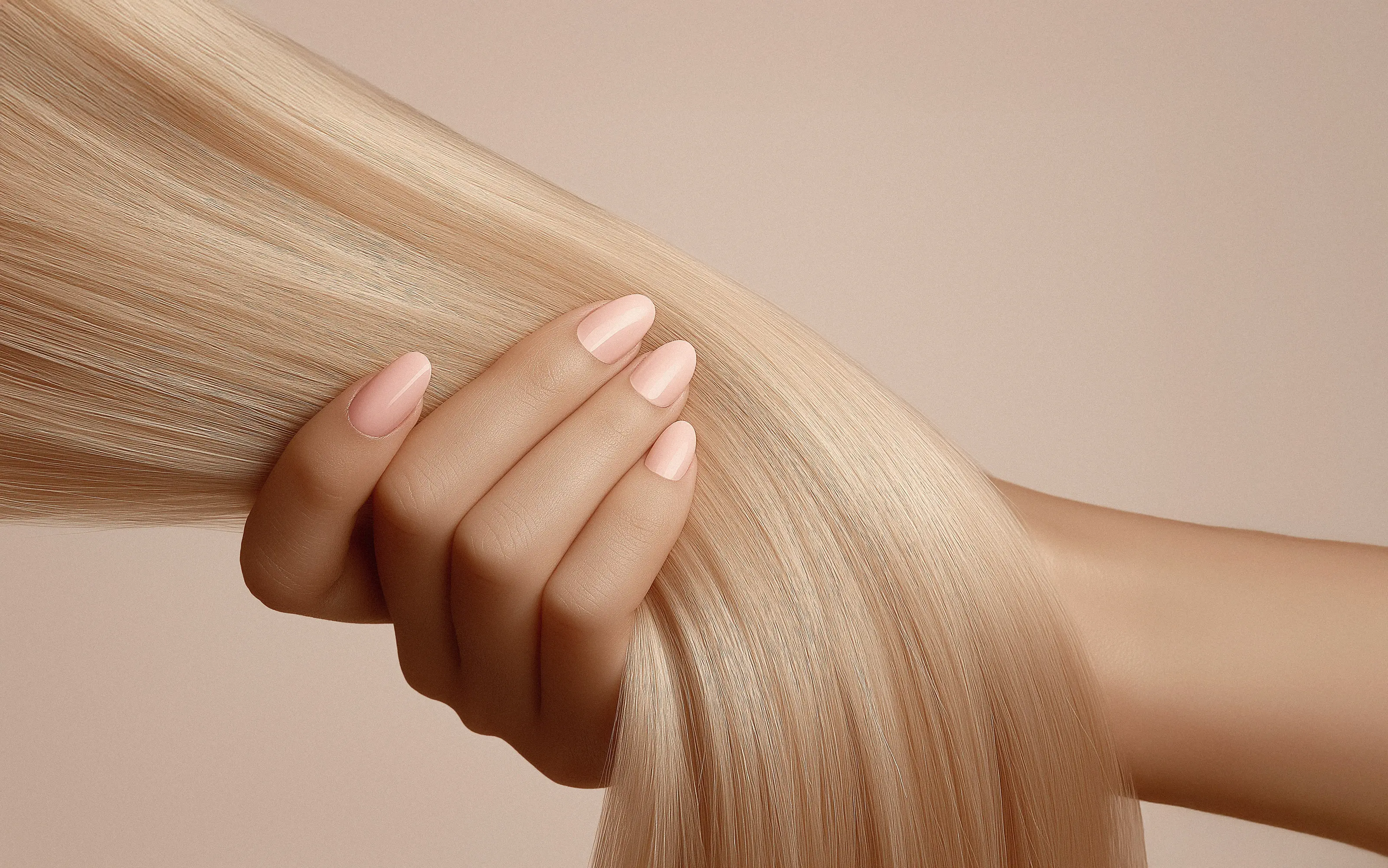 Image by notthoff La Biosthétique Friseur C Perücken Extensions 17